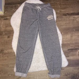 salt and pepper roots pants 🤩